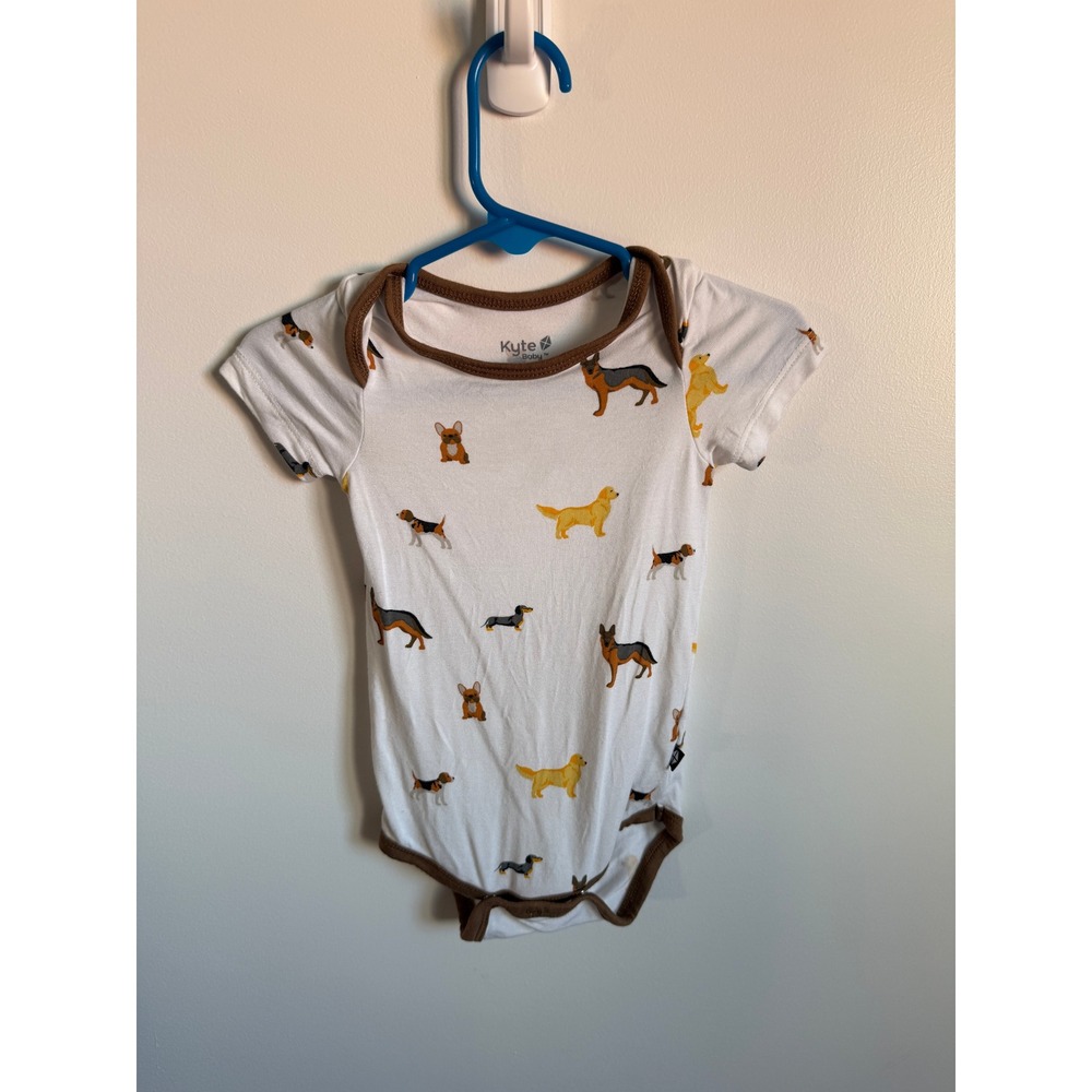 Kyte Baby Bamboo Short Sleeve Bodysuit Dog Print 3-6 Months